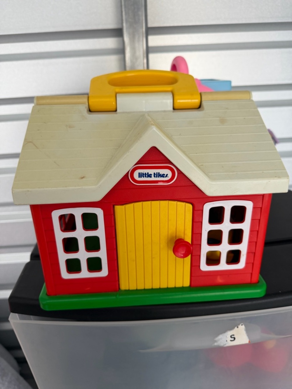 1989 Vintage Little Tikes Toddle Tots Childcare Center